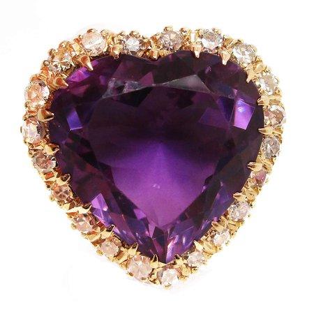 Vintage 14 Karat Yellow Gold Heart Shaped Amethyst and Diamond Midcentury Ring For Sale at 1stDibs