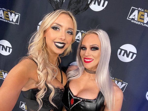 The Bunny 🐇🔪 on Instagram: “Two of the most psychotic bitches in town. 🖤 Who’s watching #aewdynamite New Years SMASH tonight?? #aew #allelitewrestling #allelite…”