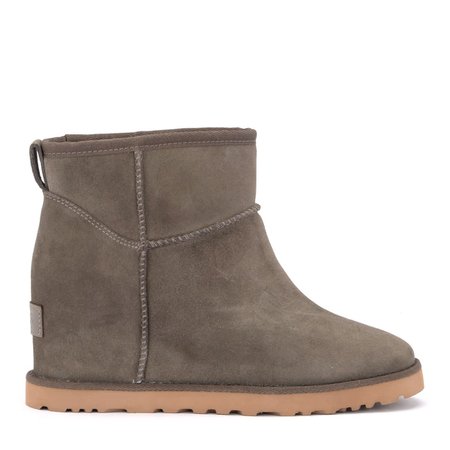 Ugg Classic Femme Mini Ankle Boot In Gray In Sheepskin And Suede