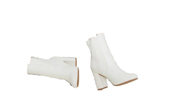 Vegan Leather High Block Heel Boots I discovered amazing products on SHEIN.com, come check them out! https://api-shein.shein.com/h5/sharejump/appsharejump?currency=USD&lan=en&id=1572027&share_type=goods&site=iosshus&url_from=GM785131928740143104