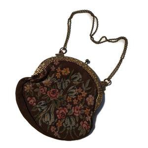 Cocoa Garden Flower Design Petit Point Embroidered Handbag w/ Swans ci – Dorothea's Closet Vintage