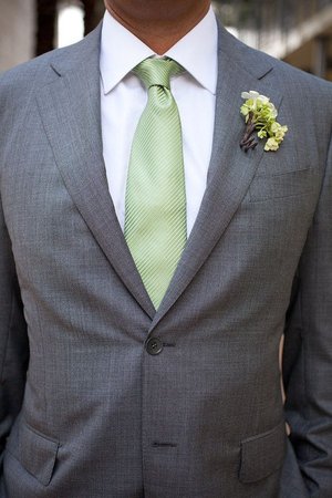 Help a bride out! | Best Wedding Blog | Grey Likes Weddings