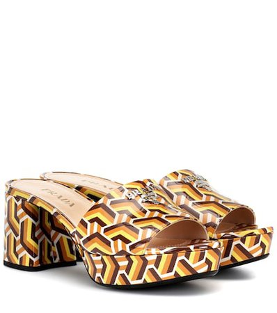 Printed leather plateau sandals