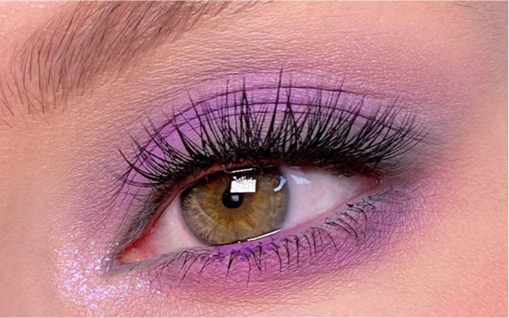 Light Purple Eye