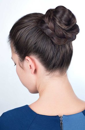 Bridal braided bun hairstyles for D-Day