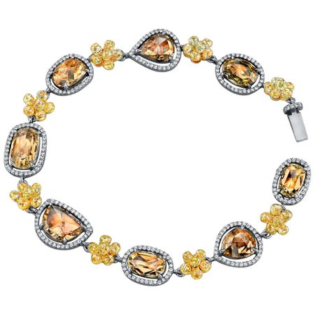 18 Karat Grey Gold Rose Cut Bracelet with White and Fancy Yellow Diamonds For Sale at 1stDibs