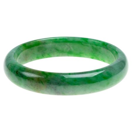 Luxe Pieces Green Jadeite Jade Bangle