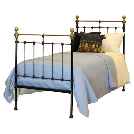 Black Straight Top Rail Victorian Single Antique Bed MS50 For Sale at 1stDibs