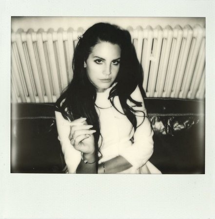 Lana Polaroid 2