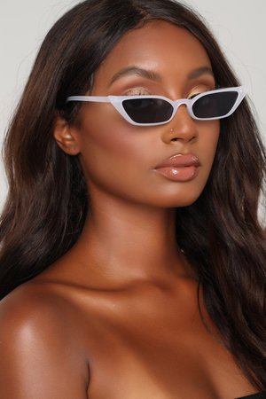 Cat To Know Me Sunglasses - Clear/Black