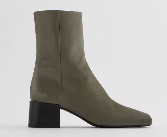 Zara leather boots $149 square