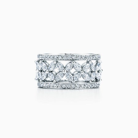 Tiffany Soleste® ring in platinum with a ruby and diamonds. | Tiffany & Co.