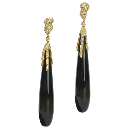 Fei Liu Diamond Teardrop Onyx 18 Karat Yellow Gold Drop Earrings For Sale at 1stDibs
