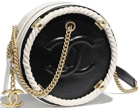 Chanel En Vogue Small Round Bag