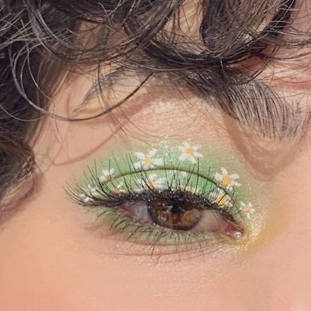 green daisy eyeshadow