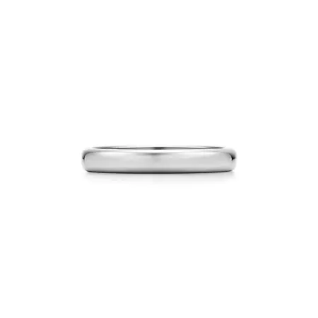 Tiffany Classic™ wedding band ring in platinum, 3 mm wide. | Tiffany & Co.