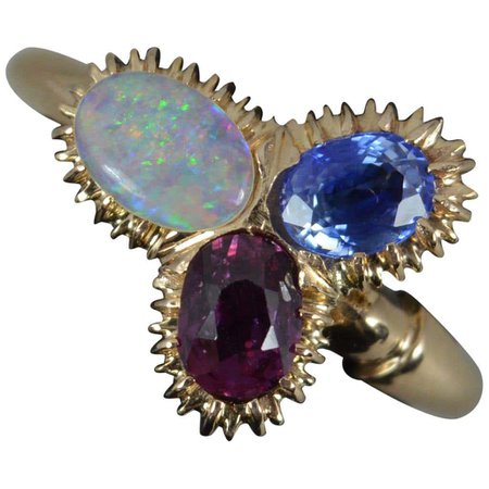 Victorian Opal Sapphire and Ruby Trefoil 9 Carat Rose Gold Cluster Ring For Sale at 1stDibs