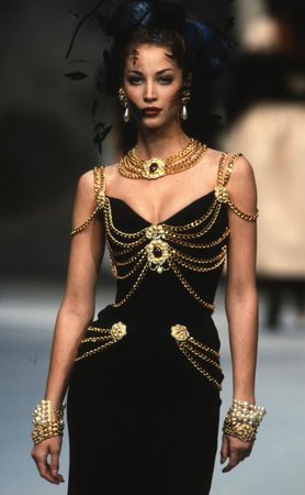 gold chain black dress (coco Chanel)