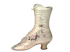Boots, 1875-1900 - Uploaded by  Sylvie Leone - Pinterest