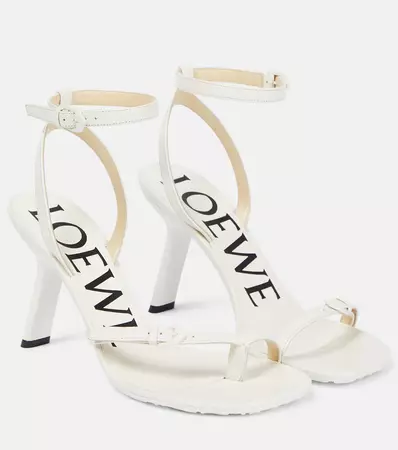 Paulas Ibiza Petal 90 Leather Sandals in White - Loewe | Mytheresa