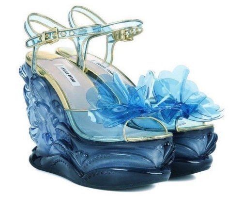 blur flower heels