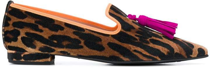 leopard print pointed loafers