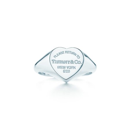 Return to Tiffany® heart signet ring in sterling silver, small. | Tiffany & Co.