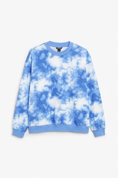 Tie-dye sweater - Blue tie-dye - Sweatshirts & hoodies - Monki GB | Tie dye outfits, Loose fit sweater, Tie dye sweatshirt
