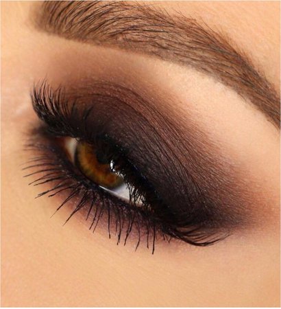 brown Smokey eye makeup