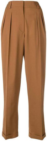 pleated trousers