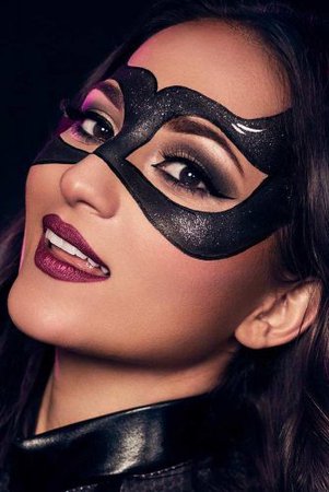 39 Sexy Halloween Makeup Looks That Are Creepy Yet Cute | Page 2 of 11