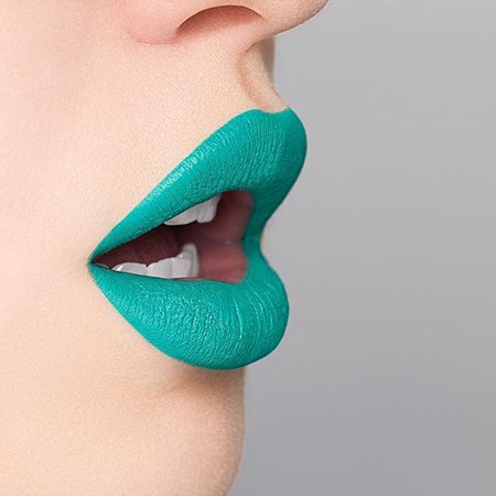 Turquoise Lips