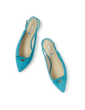 blue pointed toe shoes