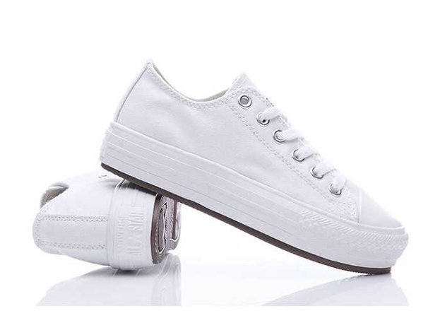 All White Converse Chuck Taylor All Star Women Platform Shoes [S6723] : Get Stylish British Flag Converse, Converse UK Flag From Converse All Star Chucks Online
