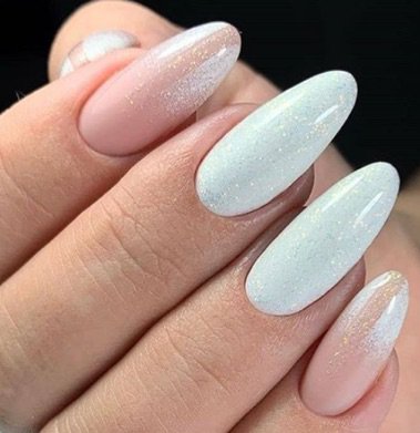 White & Pinky Peach Nails