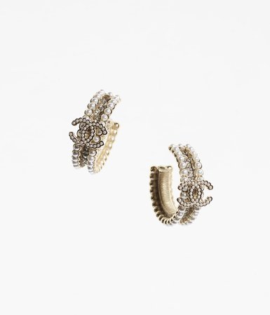 Metal, Strass & Glass Pearls Gold, Crystal & Pearly White Earrings | CHANEL