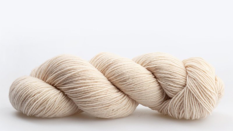 Magpie Fibers, Domestic Fingering – Tolt Yarn and Wool