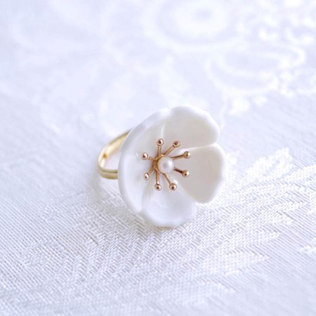 porcelain strawberry flower ring - Google Search