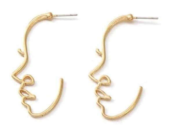gold earrings hoops