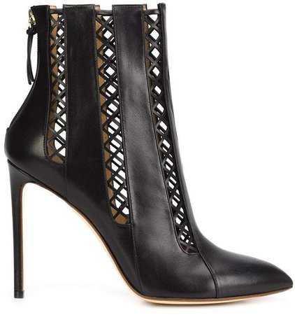 cut-off detailing ankle boots