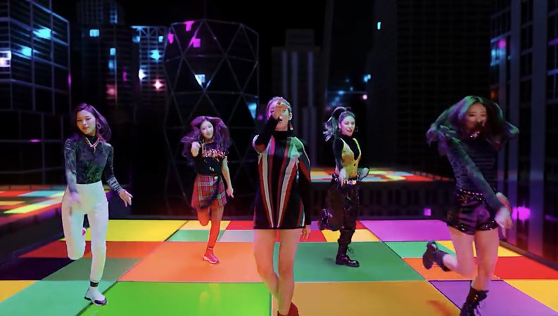 ‘Get Loud’ MV - Dance Scene