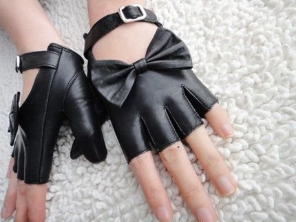 Fingerless Black Leather Gloves w/ Bow