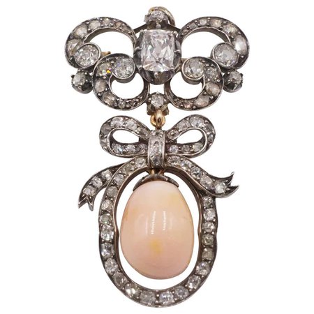 Victorian Detachable Natural Queen Conch Pearl Gold Brooch with Certificates For Sale at 1stDibs