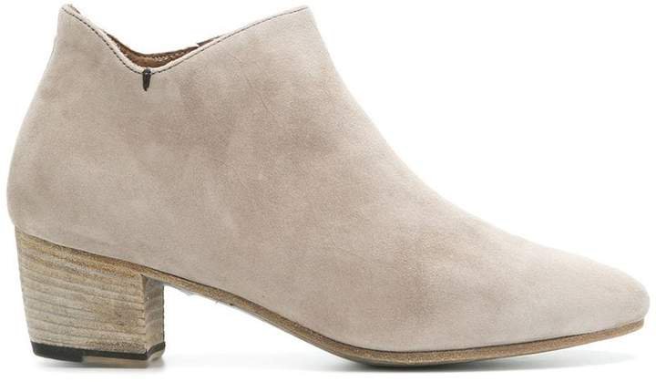 casual ankle boots
