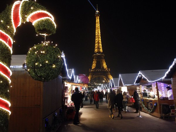 paris christmas market – Vyhľadávanie Google