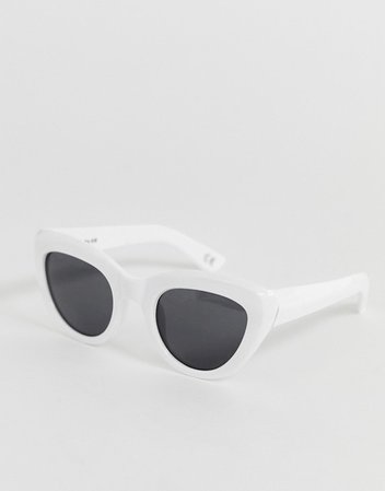 Na-kd cat eye sunglasses in white | ASOS