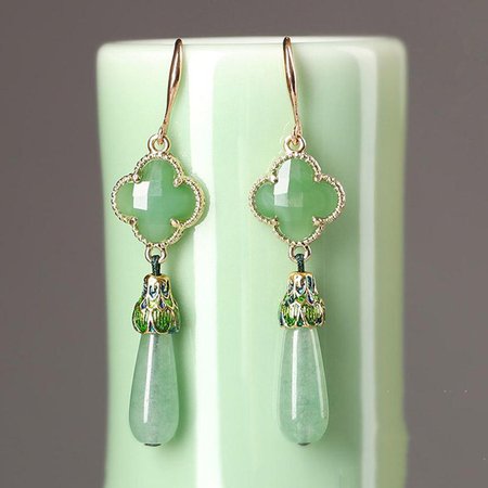 jade-vintage-green-silver-earrings