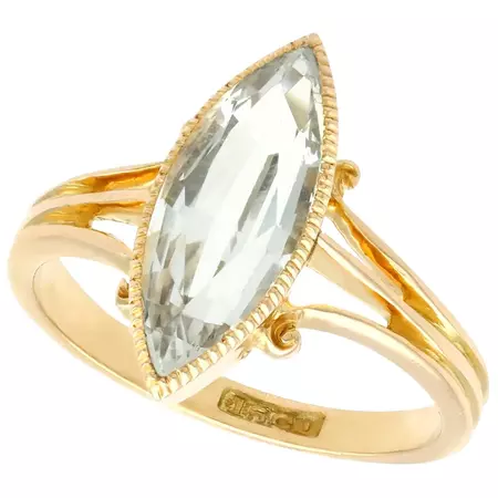 00 Antique Victorian 1890s 2.33 Carat Aquamarine and Yellow Gold Cocktail Ring For Sale at 1stDibs