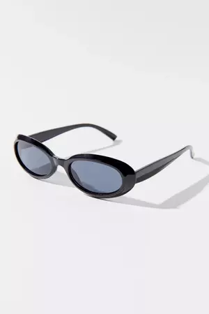 Mazzy 90s Plastic Oval Sunglasses | Urban Outfitters