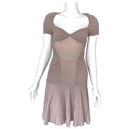 Alexander McQueen NWT Dusty Rose Cap Sleeve Cocktail Dress For Sale at 1stDibs | rose mcqueen